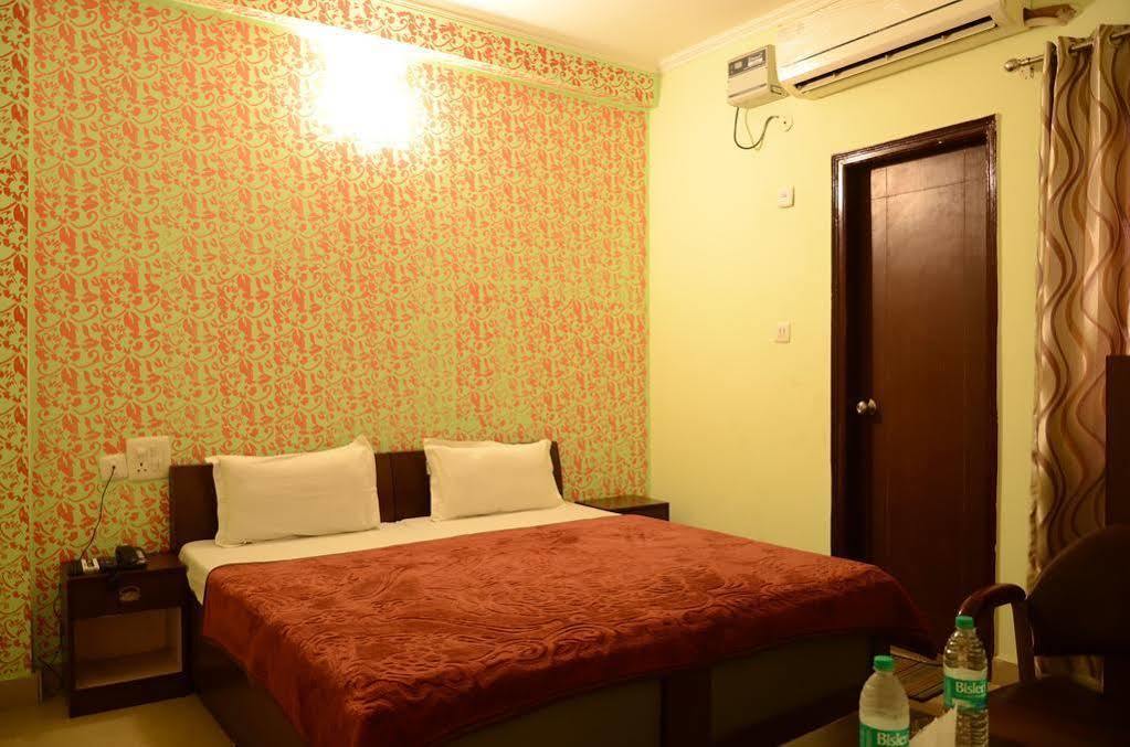Hotel Le Princess @ Airport Nueva Delhi Exterior foto